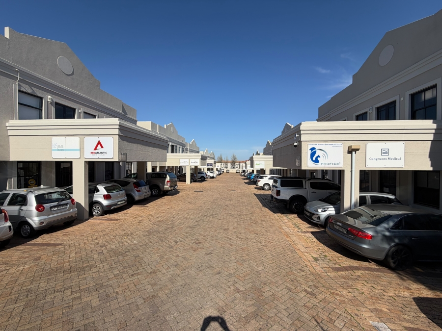 To Let Commercial Property for Rent in Rosenpark Western Cape